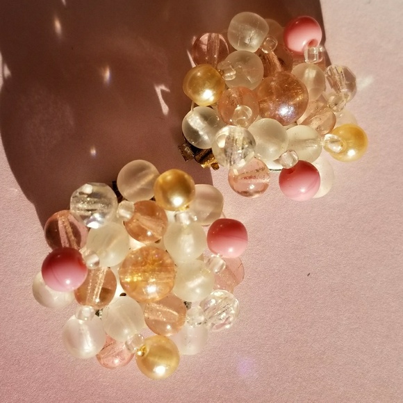 Vintage Jewelry - Relisted- vintage bead cluster earrings clip pink